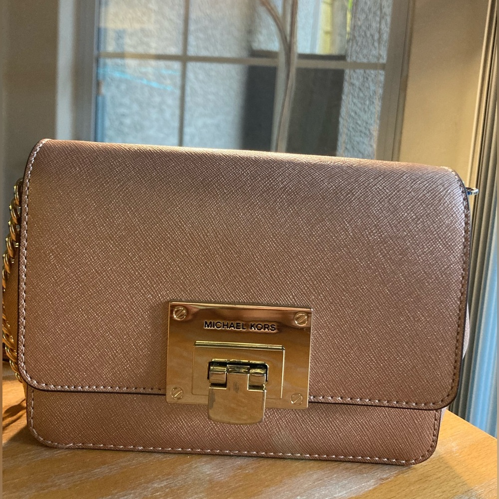Michael Kors - Rose Gold Chain Handbag